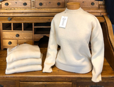 William Lockie Women's Sharon Crew Neck Sweater in Cream