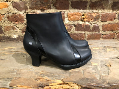 art METROPOLITAN SHOES "1089" BLACK CALFSKIN