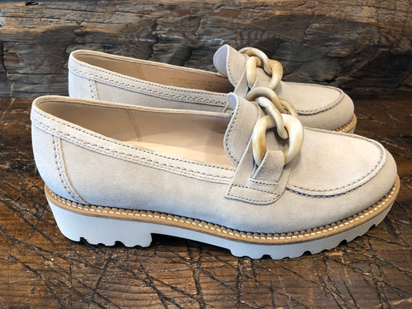 Gabor ローファー GABOR ANJA LOAFER IN SAND NUBUCK LEATHER – Oxford and Derby