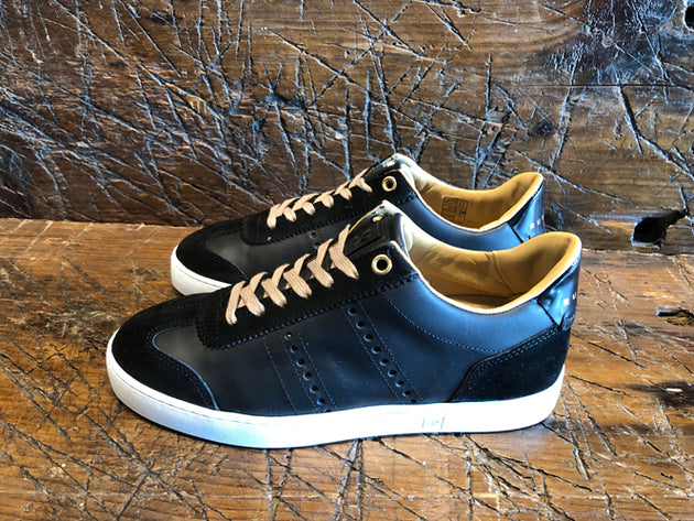 RUBIROSA WOMEN'S JUDY IN MIDNIGHT CALFSKIN WITH NUBUCK TRIM