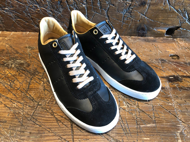 RUBIROSA WOMEN'S JUDY IN MIDNIGHT CALFSKIN WITH NUBUCK TRIM