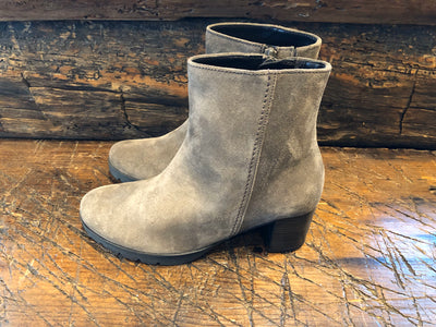 GABOR ST TROPEZ BOOT IN TAUPE SUEDE