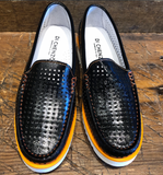 DI CHENZO HAMPTONS WEDGE LOAFER IN BLACK PATENT LEATHER WITH ORANGE DETAILS.