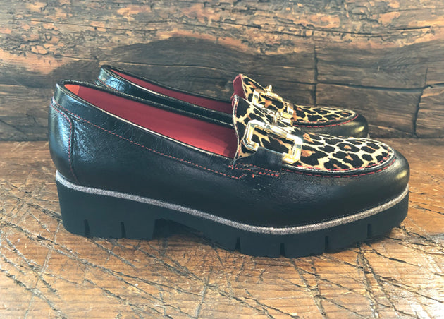 DI CHEZNO BIT LOAFER IN BLACK CALFSKIN WITH LEOPARD PRINT