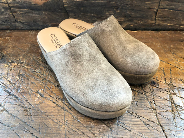 CORDANI CAMRYN PLATFORM SLIP-ON IN FANGO SUEDE LEATHER