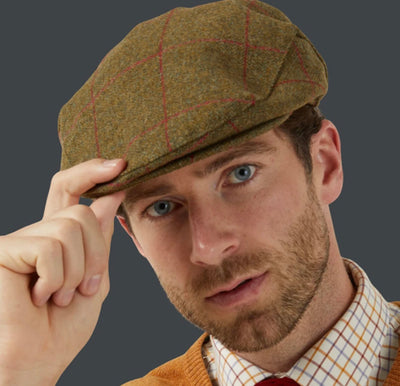 Alan Paine Men's Wool Tweed Combrook Shooting Cap in Sage