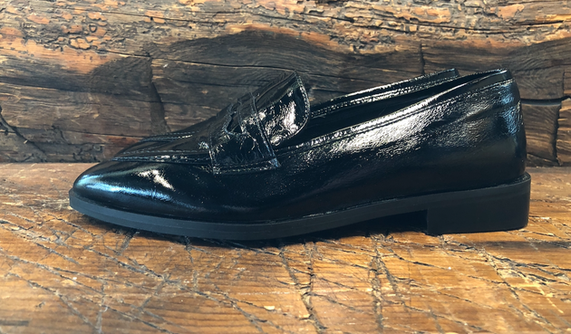 CORDANI ADRIAN PENNY LOAFER IN BLACK PATENT LEATHER