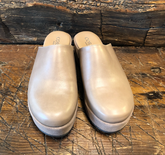 CORDANI CAMRYN CLOG IN CRETA (TAUPE) LEATHER AND SUEDE