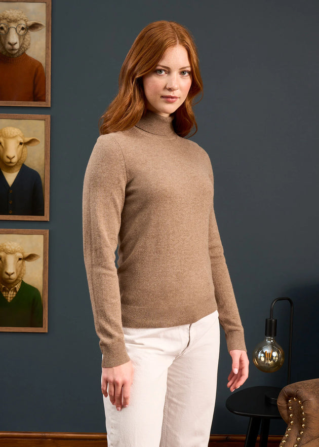 ALAN PAINE WOMEN'S CLARA ROLL NECK SWEATER IN PECAN