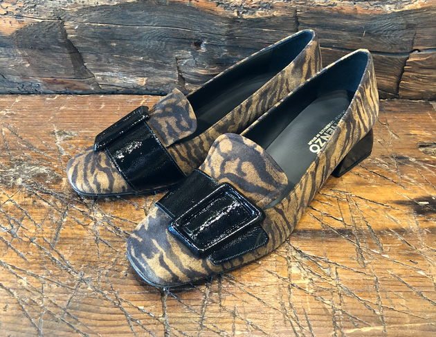 DI CHENZO IBIZI SAFARI PRINT SUEDE PUMP WITH PATENT BUCKLE