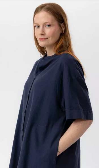 HOLEBROOK SWEDEN EMILY TUNIC DRESS IN NAVY