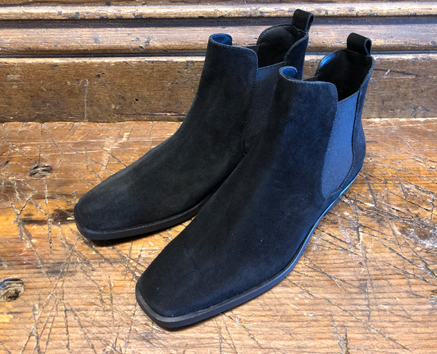 CORDANI BROMLEY CHELSEA BOOT IN BLACK SUEDE
