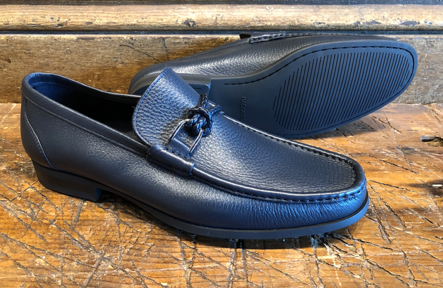 Magnanni Gentry Loafer with Braid Ornament in Tumbled Navy Calfskin with Rubber Sole