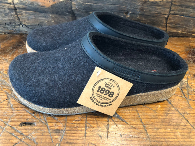 Haflinger GZL Wool Clog in Charcoal