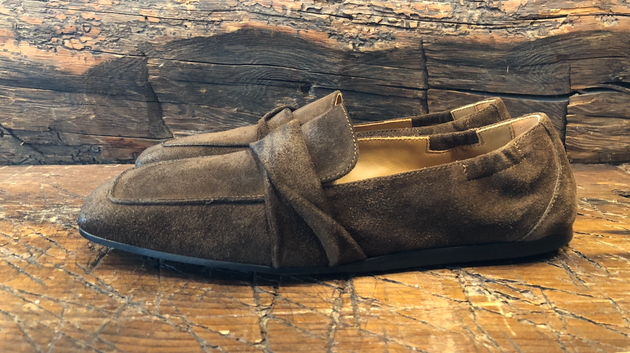 I.N.K. LUCCA FLAT IN BROWN SUEDE