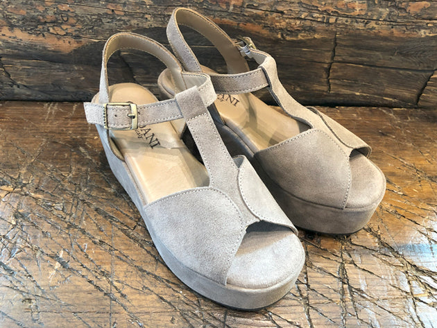 CORDANI JAYCEE PLATFORM SANDAL IN PORCINIO SUEDE LEATHER
