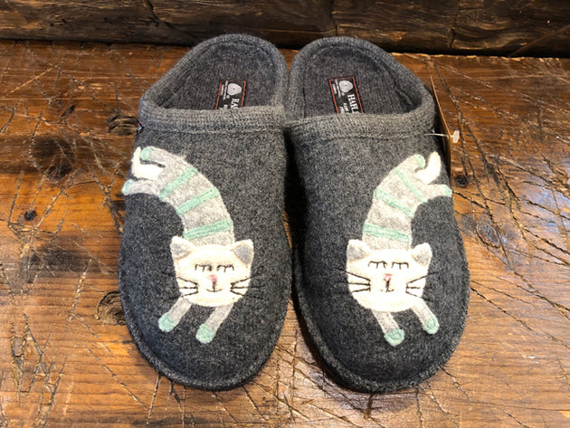 HAFLINGER WOMEN'S 'KATZE' WOOL SLIPPER IN GRAY