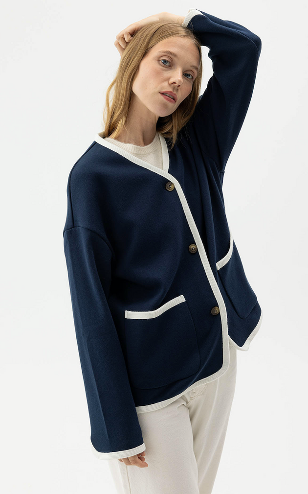 HOLEBROOK SWEDEN WOMEN'S LEE JACKET IN NAVY