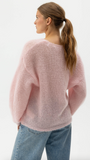 HOLEBROOK SWEDEN WOMEN'S LILIAN V-NECK SWEATER IN PINK
