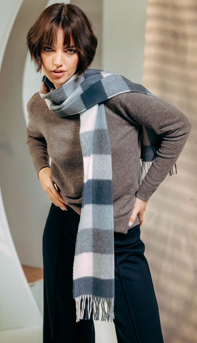 JOSHUA ELLIS HANDMADE 100% LAMBSWOOL SCARF IN GREY/PINK BLOCK CHECK