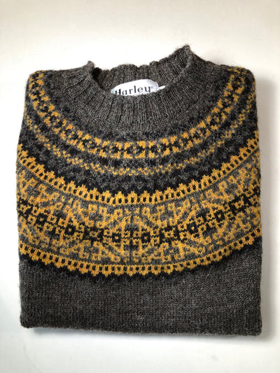 Harley of Scotland Men's VOE True Shetland Fair Isle Crew Neck Sweater in Grey