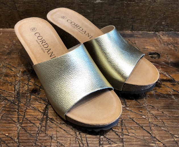 CORDANI MORENA WEDGE SANDAL IN PLATINUM LEATHER