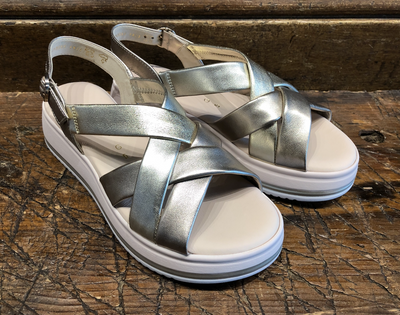GABOR PAULINA PLATFORM SANDAL IN PLATINUM LEATHER