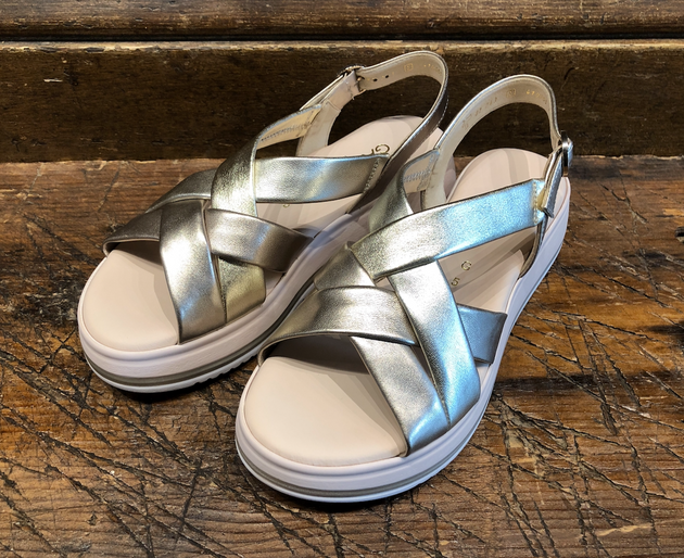 GABOR PAULINA PLATFORM SANDAL IN PLATINUM LEATHER