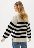 HOLEBROOK SWEDEN PAULINA WINDPROOF SWEATER IN OFF-WHITE/NAVY