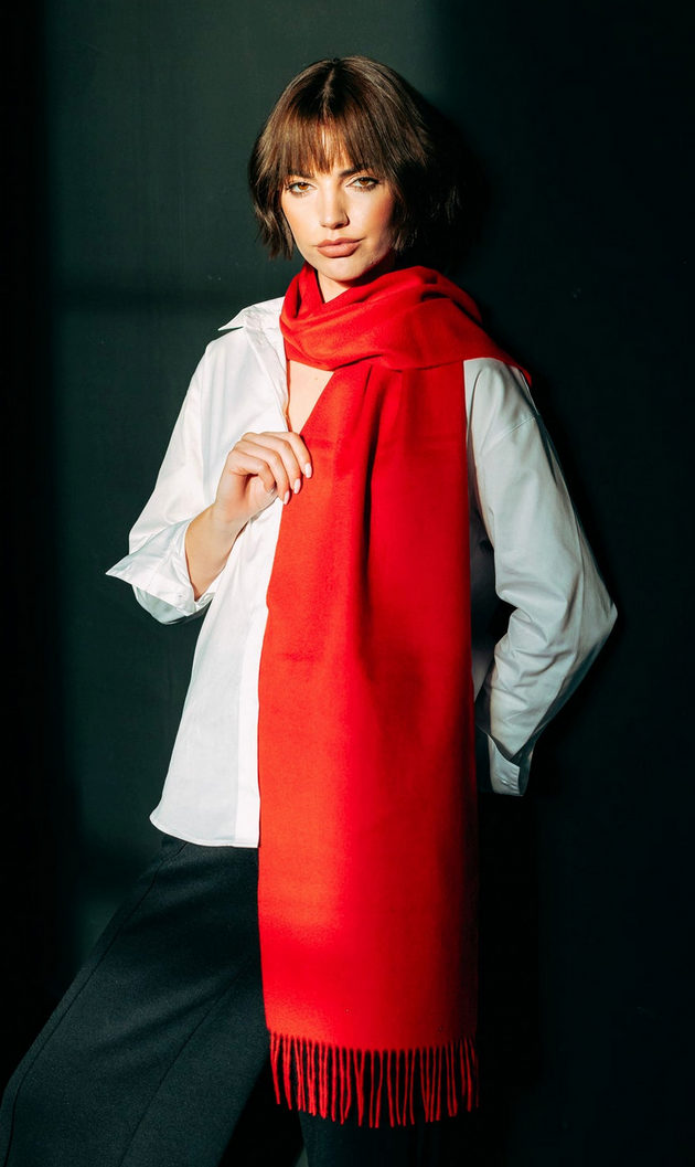 JOSHUA ELLIS HANDMADE 100% LAMBSWOOL SCARF IN RED