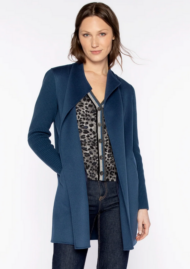KINROSS CASHMERE RIBBED SLEEVE COAT IN SAPHIRE