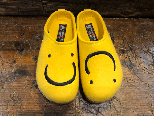 HAFLINGER WOMEN'S SMILE EMOJI WOOL CLOG IN YELLOW