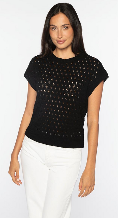 KINROSS BRAIDED CABLE SLEEVELESS CREW NECK SWEATER IN BLACK