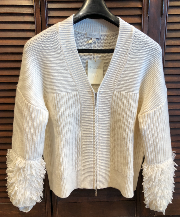 KINROSS CASHMERE FRINGE SLEEVE V-CARDIGAN IN IVORY