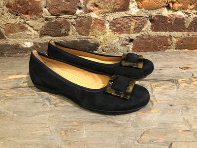 GABOR BALLERINA FLAT IN BLACK SUEDE WITH TORTIOSE SHELL ORNAMENT