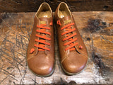 CAMPER PEU CAMI IN TAN GRAIN LEATHER